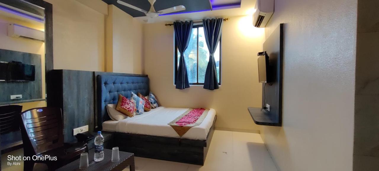 Hotel Mari Aai Residency Navi Mumbai Exterior foto