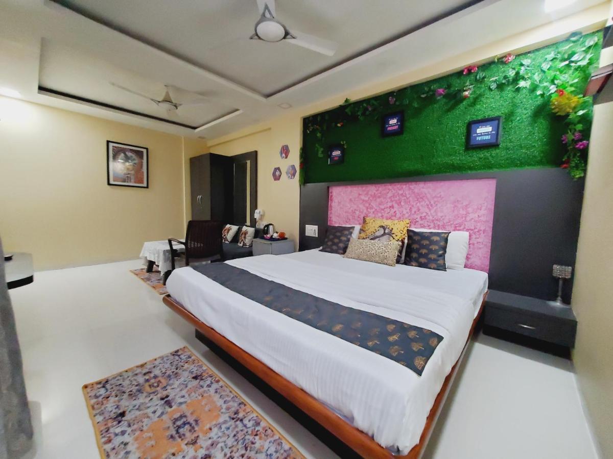 Hotel Mari Aai Residency Navi Mumbai Exterior foto