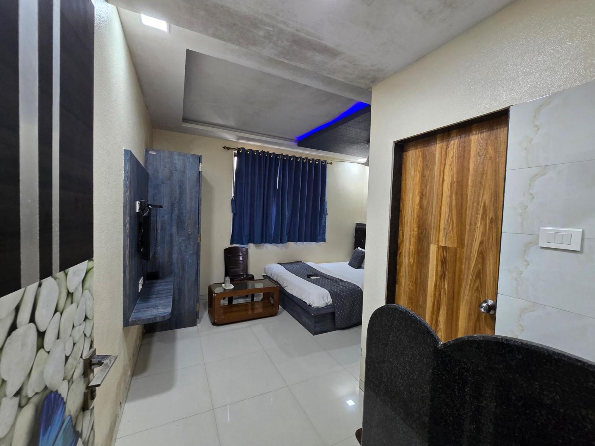 Hotel Mari Aai Residency Navi Mumbai Cameră foto